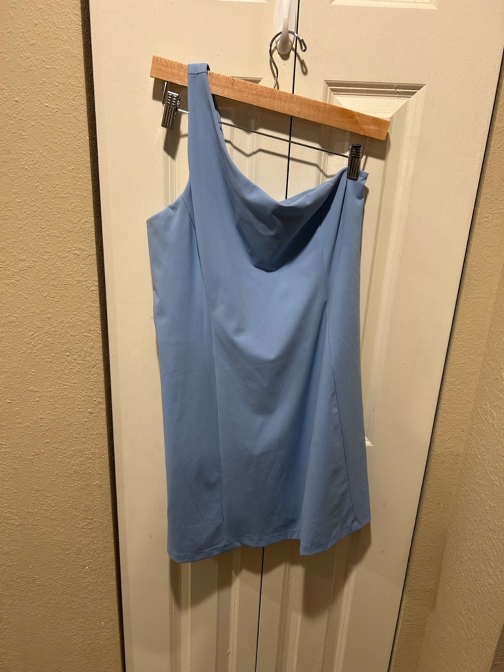 Outdoor Voices One Shoulder With Liner Active Exercise , Large - Picture 5 of 7